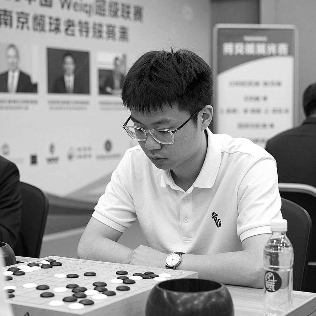 Musk và Chess.com: Ván cờ không bàn cờ và cuộc chiến 'cờ vua có thể bị giải mã'