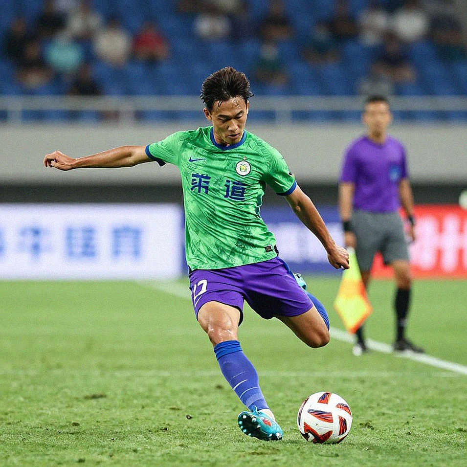 Raphinha và vai số 9 ảo: Cấu trúc tấn công của Flick sau trận thắng 3-1 tại Sánchez Pizjuán Raphinha và vai số 9 ảo: Cấu trúc tấn công của Flick sau trận thắng 3-1 tại Sánchez Pizjuán