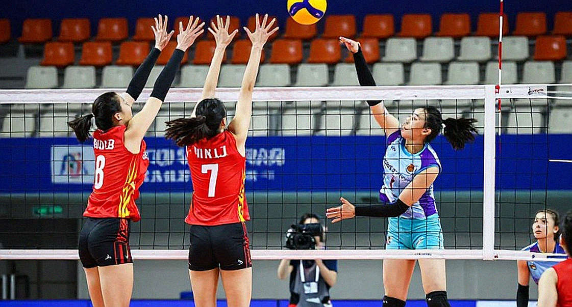 Phòng tuyến 4-1-4-1 của Việt Nam: Khi không gian hẹp hơn cả tỉ số Phòng tuyến 4-1-4-1 của Việt Nam: Khi không gian hẹp hơn cả tỉ số