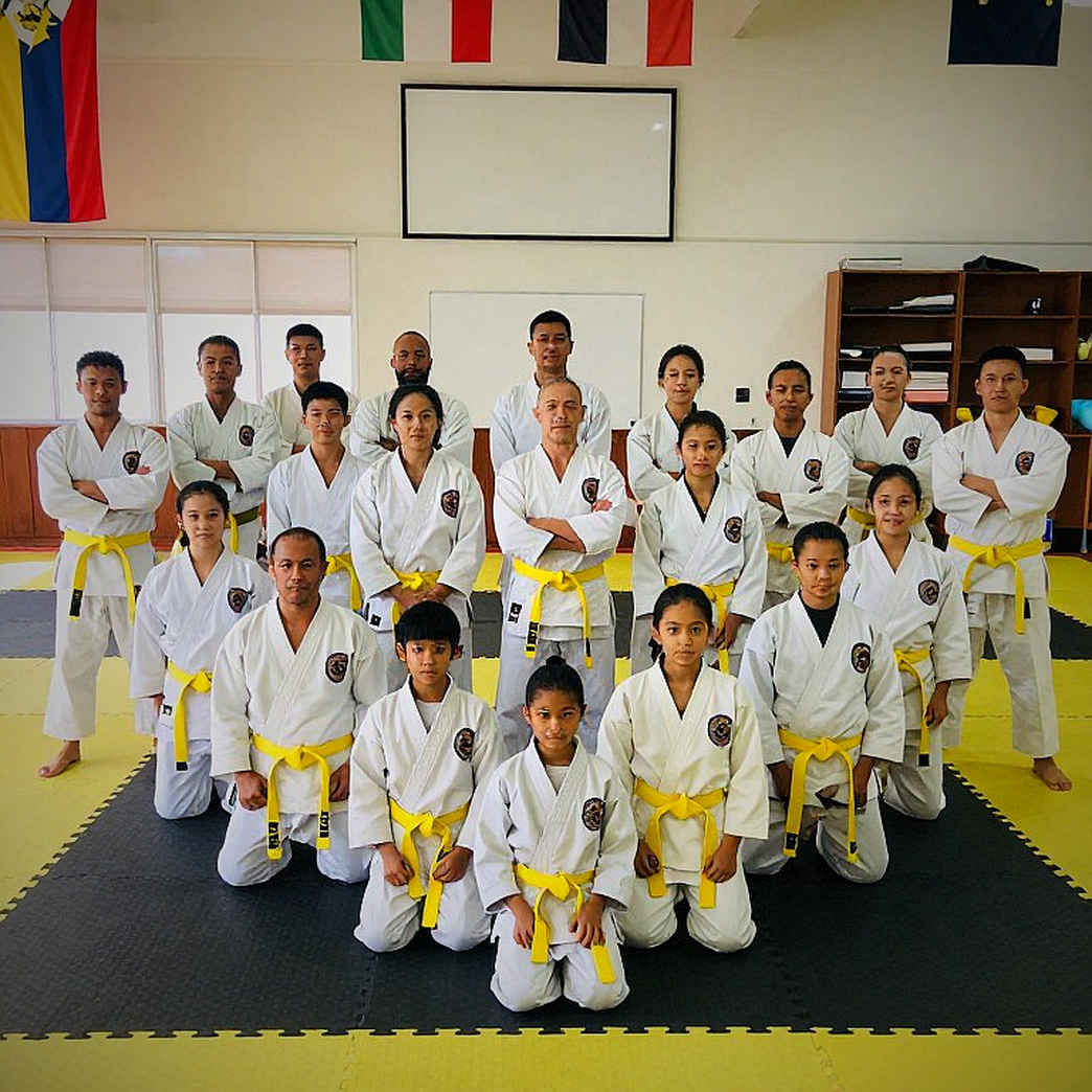 27 lần đổi ngôi trong 28 năm: Nhịp thở bất ổn của chiếc đai UFC hạng nặng 27 lần đổi ngôi trong 28 năm: Nhịp thở bất ổn của chiếc đai UFC hạng nặng