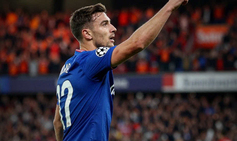 Arsenal gia hạn Emily Fox: 93 trận, một tấm khiên dữ liệu và phép thử derby Chelsea