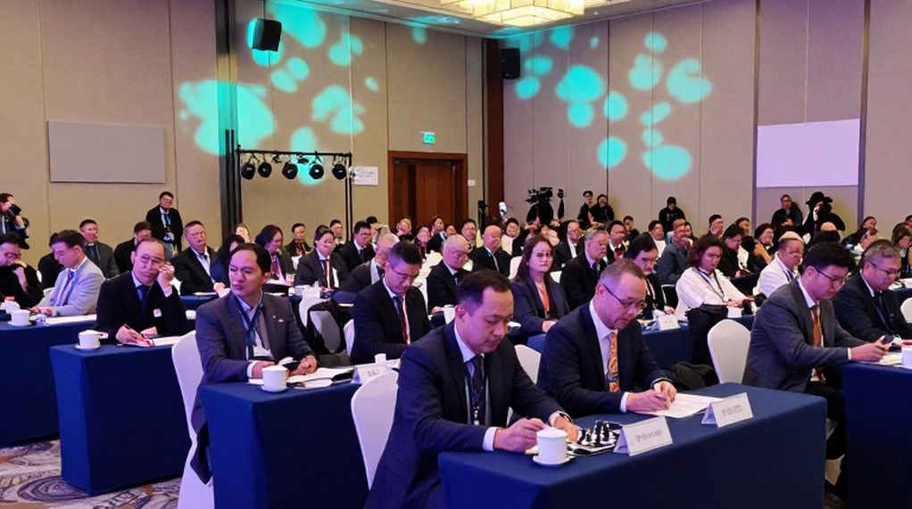 T1 Between Two Rows of Board Seats: The Real Value of a Brand Fresh Off Back-to-Back World Titles T1 Between Two Rows of Board Seats: The Real Value of a Brand Fresh Off Back-to-Back World Titles