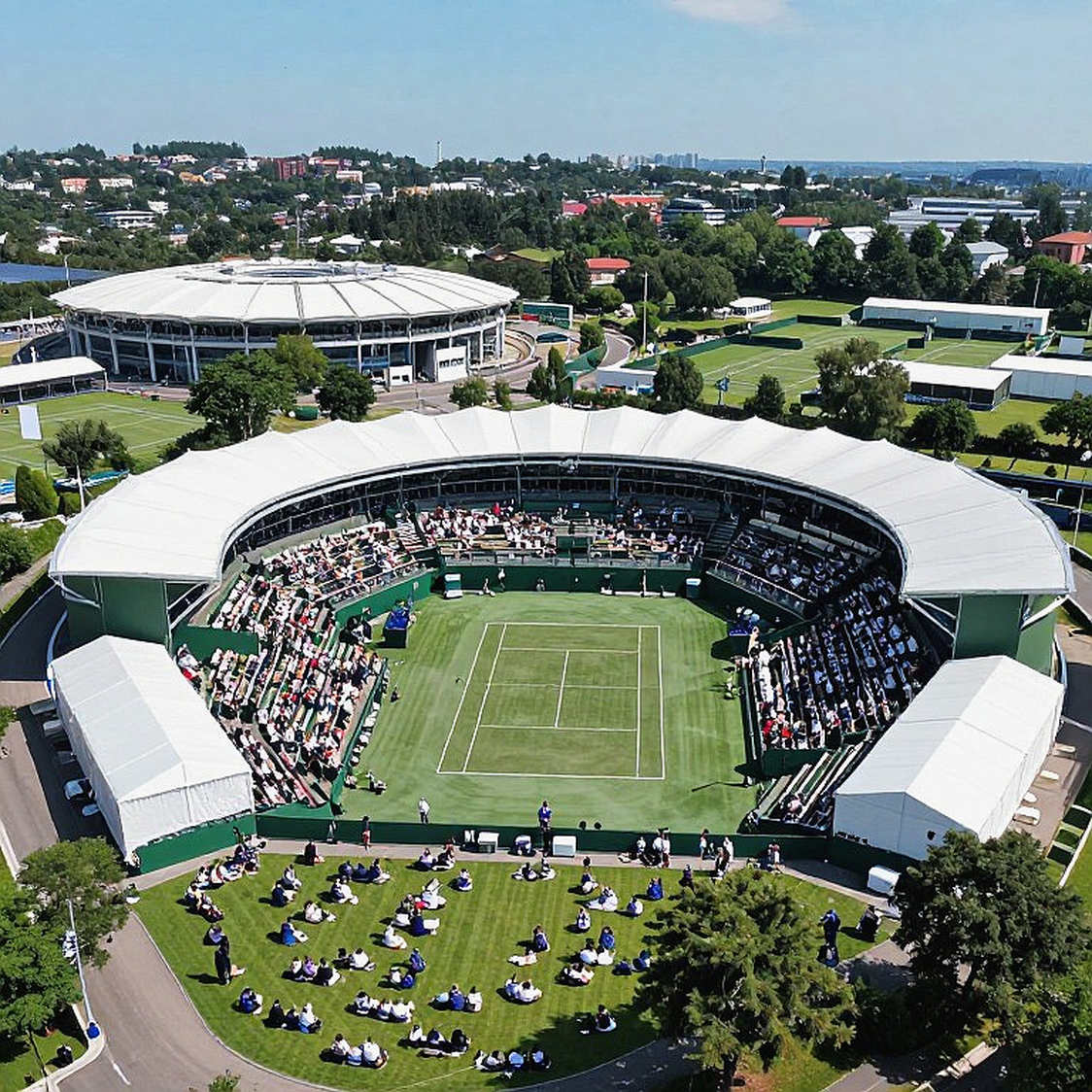 Djokovic gục ngã ngay vòng 1 US Open: Kiệt sức nhưng không bỏ cuộc, chiến đấu và rơi nước mắt