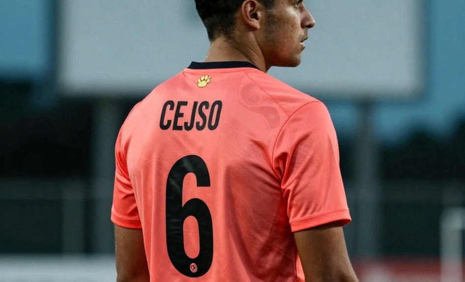 Chivas và bóng ma Azteca: Gabriel Milito đứng trước vết nứt mười năm Chivas và bóng ma Azteca: Gabriel Milito đứng trước vết nứt mười năm