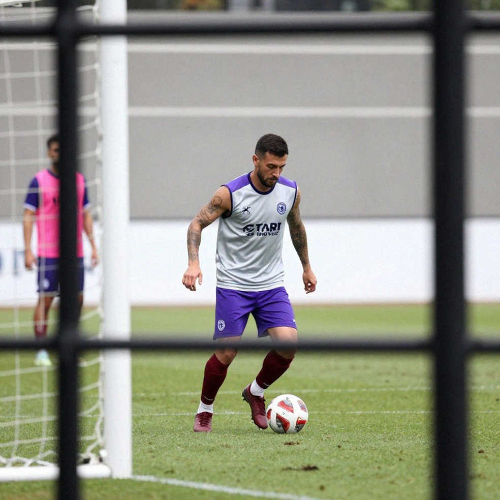 V.League và nghịch lý sáu tháng không ngôi sao: khi lịch thi đấu định giá lại giải đấu