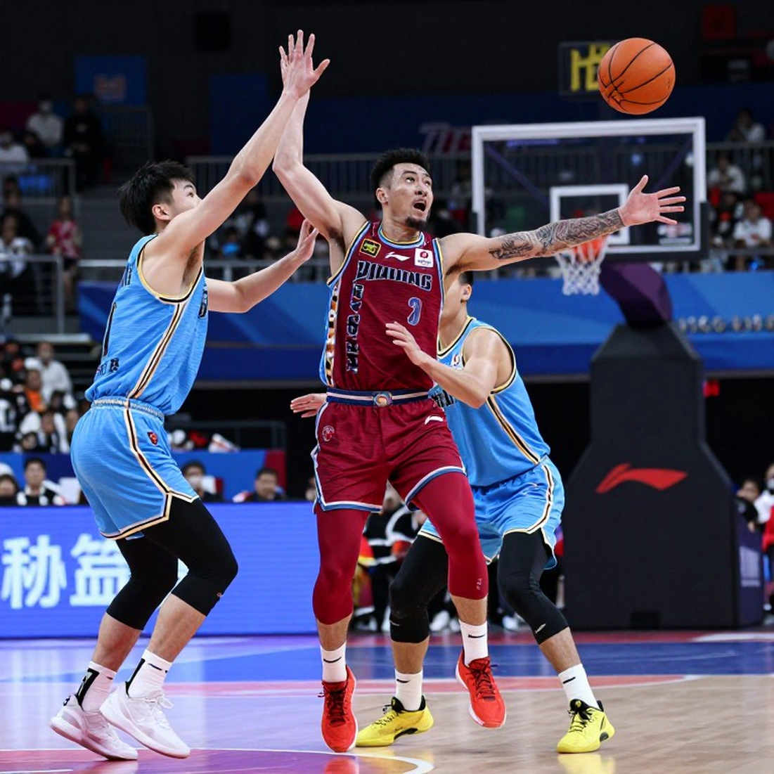 Hapoel Jerusalem lọt vào vòng kế tiếp giành vé EuroLeague vĩnh viễn: Đừng nhìn huy hiệu, hãy nghe tiếng rít của bánh xe