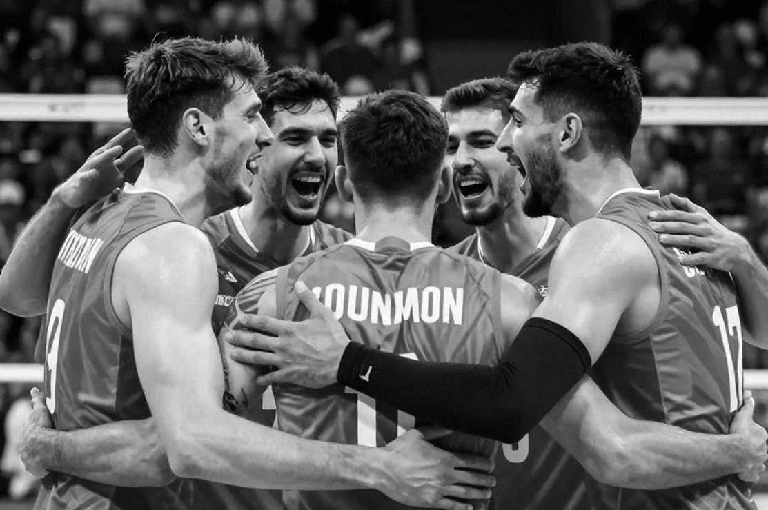Kentucky ngược dòng Louisville 2-1: ván đấu đã lật mặt một định kiến Kentucky ngược dòng Louisville 2-1: ván đấu đã lật mặt một định kiến