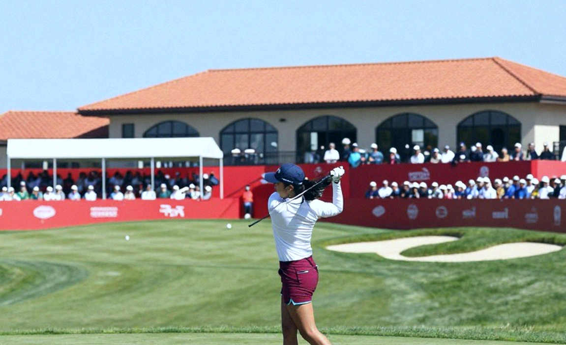 Lawrence dẫn đầu giữa chặng Omega European Masters: Hành trình săn kỷ lục của Seve đang đến gần