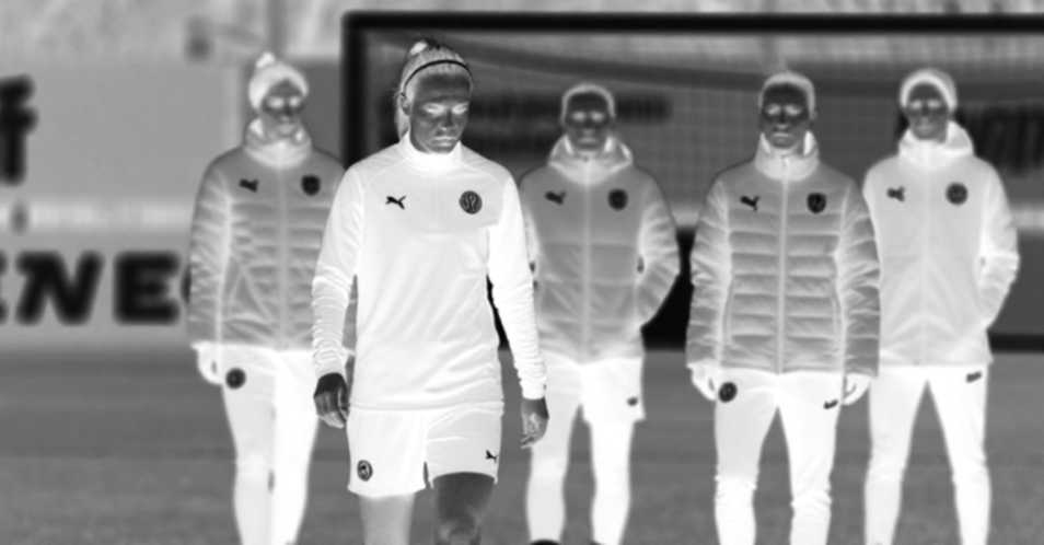 Mbappé in a Helmet at Clairefontaine: The NFL Drill Session and the Grey Zone Behind the Contract