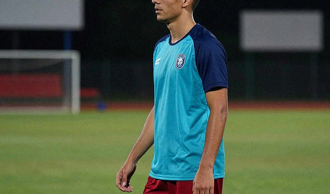 V.League 1: Khi không gian trở thành tiền tệ và ông bầu là ngân hàng trung ương V.League 1: Khi không gian trở thành tiền tệ và ông bầu là ngân hàng trung ương