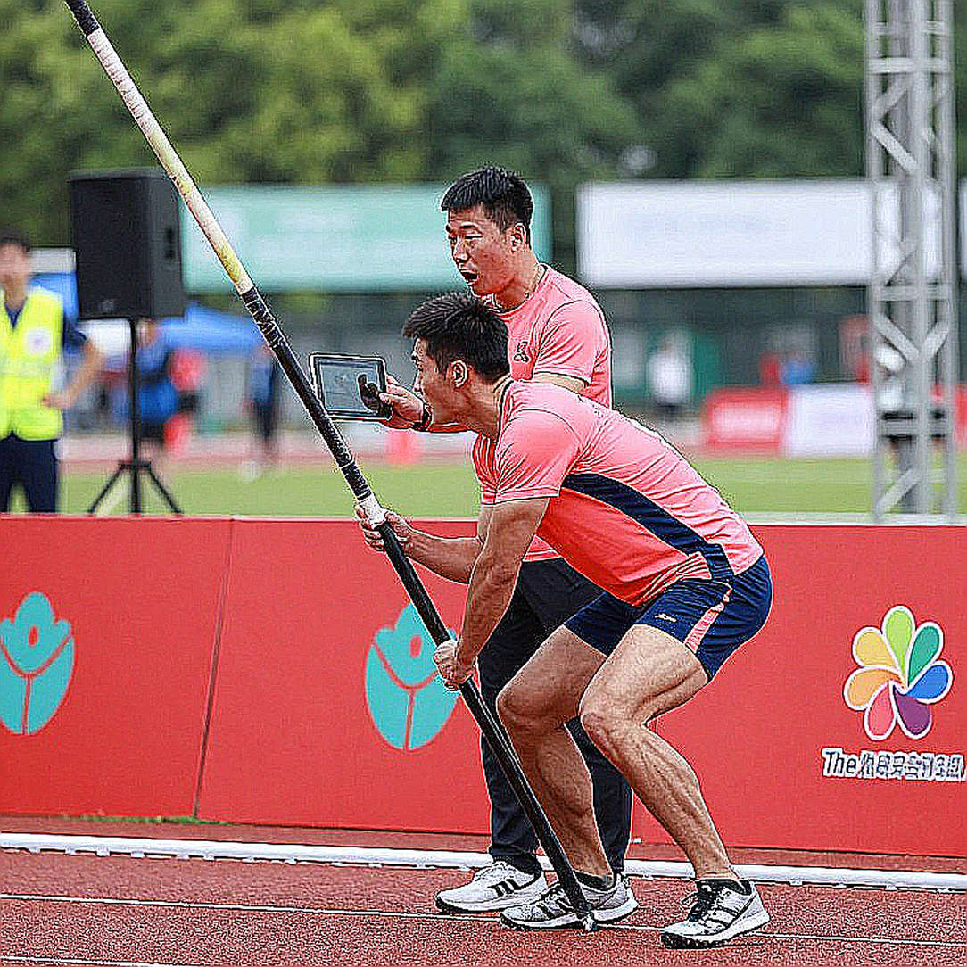 Amy Hunt chạy 22.16s tại chung kết Diamond League: Thành tích mùa giải ấn tượng và lịch thi đấu dày đặc đặt ra câu hỏi về sức chịu đựng