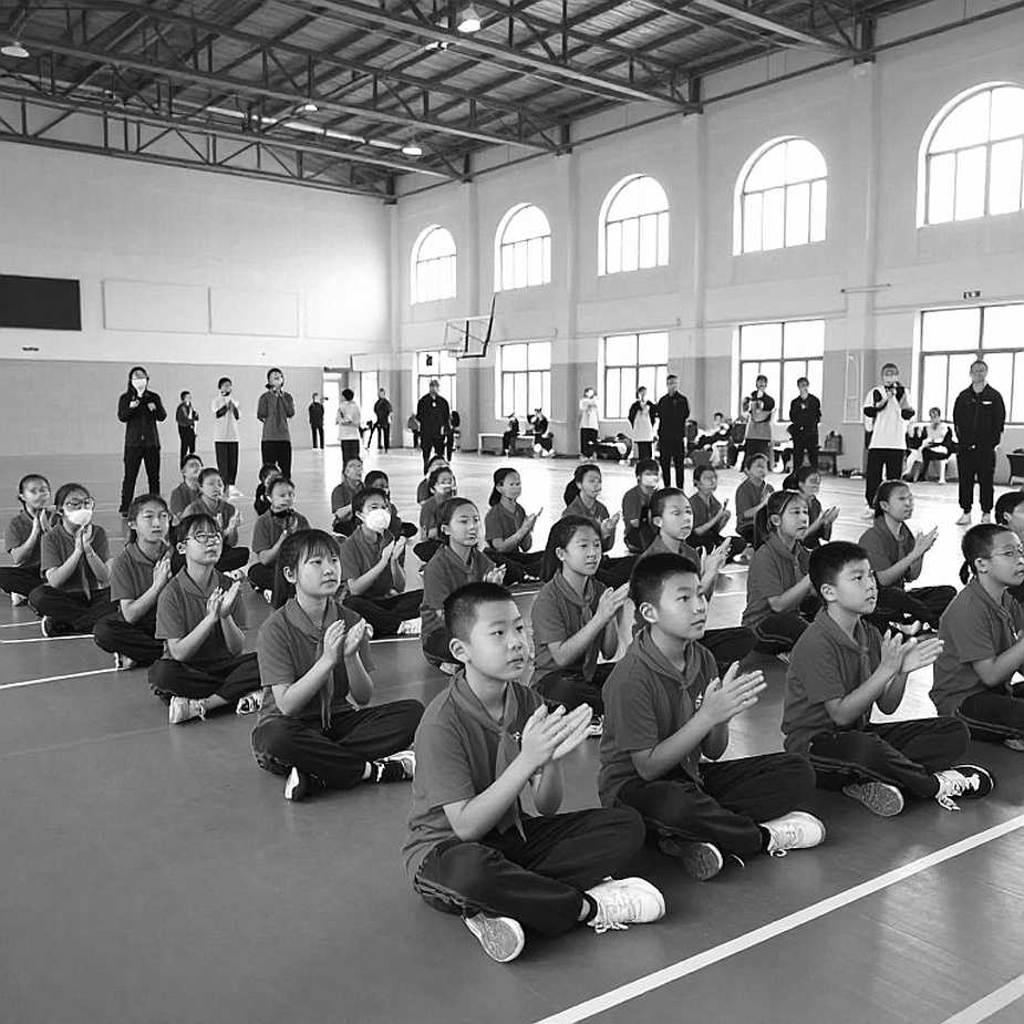 Thái Lan nhìn Việt Nam thiếu Xuân Son: Một cánh cửa, hai cách đọc Thái Lan nhìn Việt Nam thiếu Xuân Son: Một cánh cửa, hai cách đọc
