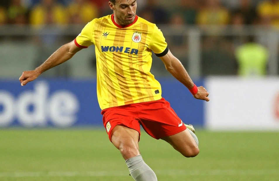 Klopp gọi 44 cầu thủ: Bên trong kiến trúc hai đợt mà truyền thông Đức chưa đọc hết