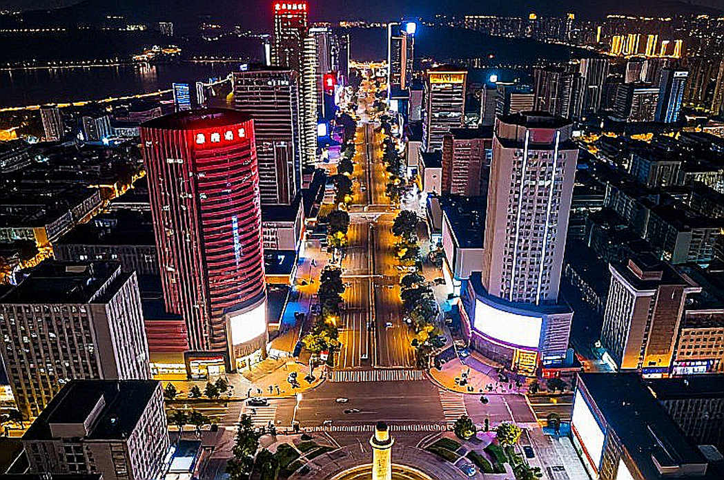 Astralis đẩy HooXi và jabbi lên ghế dự bị: Chức vô địch LAN đầu tiên sau sáu năm không cứu nổi một đội trưởng