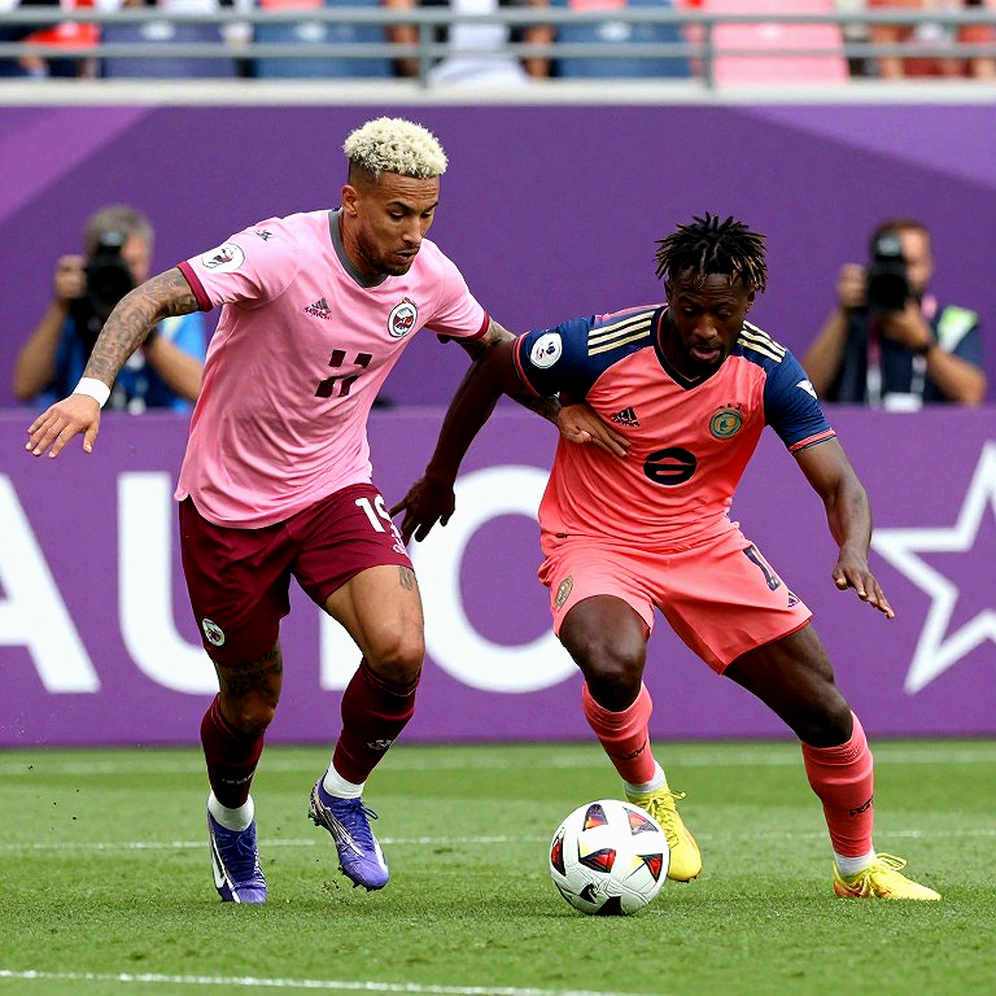 Premier League: When English Football Drifts Toward the Bundesliga's Transition Profile