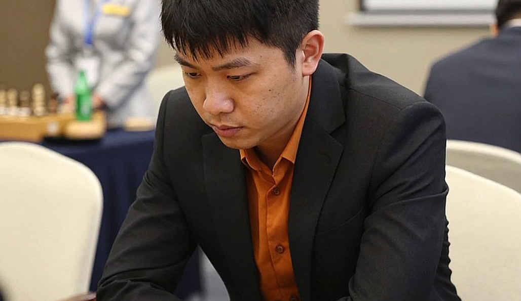 Nước cờ trong hành lang biên: Vì sao một bài 'đánh giá' về Benko Gambit lại không có một nước cờ nào