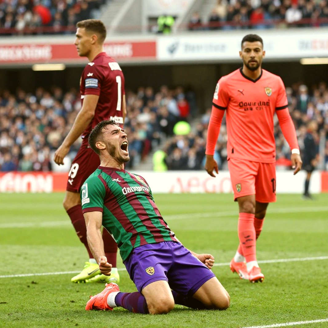 Messi xoay đối thủ ở tuổi 39: Bàn thứ 936 và bài học về nhịp độ từ phòng thay đồ